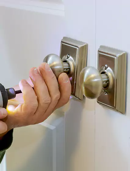 Professional Door Knob Repair Wilton Manors, FL
